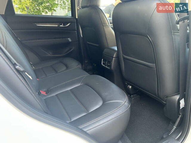 Мазда СХ-5 2019 в Днепре (Днепропетровске) на Automoto.ua Белый Мазда СХ-5, объемом двигателя 2.49 л и пробегом 53 тыс. км за 25000 $, фото 21 на Automoto.ua