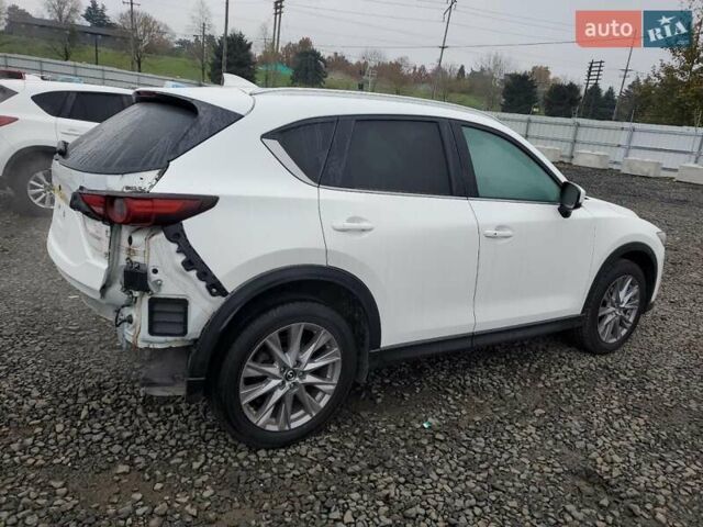 Белый Мазда СХ-5, объемом двигателя 2.49 л и пробегом 52 тыс. км за 4500 $, фото 2 на Automoto.ua