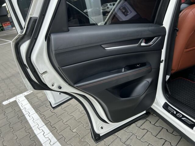 Белый Мазда СХ-5, объемом двигателя 2.5 л и пробегом 140 тыс. км за 21900 $, фото 18 на Automoto.ua