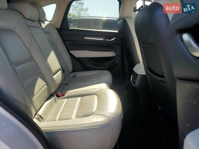 Мазда СХ-5 2019 в Полтаве на Automoto.ua Белый Мазда СХ-5, объемом двигателя 2.5 л и пробегом 84 тыс. км за 4200 $, фото 10 на Automoto.ua