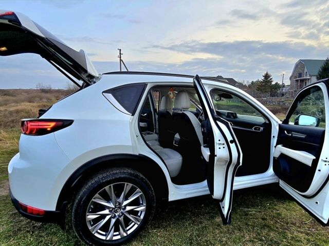 Білий Мазда СХ-5, об'ємом двигуна 2.5 л та пробігом 42 тис. км за 20000 $, фото 6 на Automoto.ua