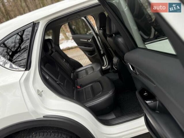 Білий Мазда СХ-5, об'ємом двигуна 2.49 л та пробігом 89 тис. км за 14999 $, фото 90 на Automoto.ua