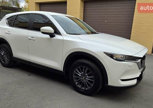 Білий Мазда СХ-5, об'ємом двигуна 2 л та пробігом 38 тис. км за 23850 $, фото 8 на Automoto.ua