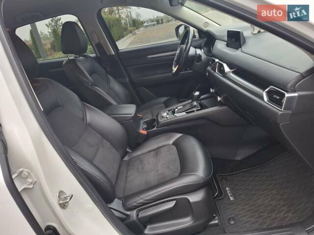 Белый Мазда СХ-5, объемом двигателя 2.5 л и пробегом 158 тыс. км за 17300 $, фото 21 на Automoto.ua