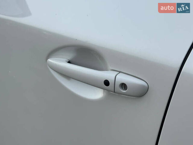 Білий Мазда СХ-5, об'ємом двигуна 2.5 л та пробігом 158 тис. км за 17700 $, фото 33 на Automoto.ua