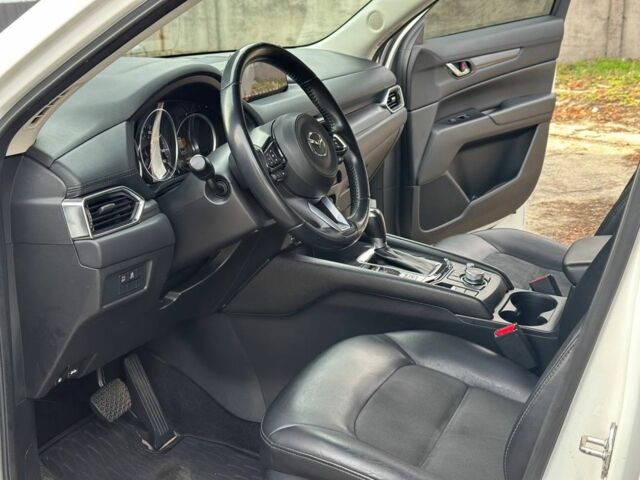 Білий Мазда СХ-5, об'ємом двигуна 2.5 л та пробігом 158 тис. км за 17700 $, фото 6 на Automoto.ua