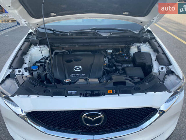Білий Мазда СХ-5, об'ємом двигуна 2.49 л та пробігом 65 тис. км за 20500 $, фото 32 на Automoto.ua