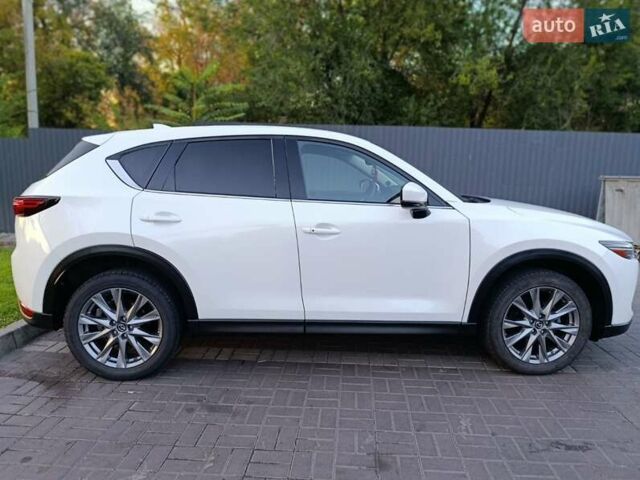 Білий Мазда СХ-5, об'ємом двигуна 2.49 л та пробігом 119 тис. км за 26000 $, фото 6 на Automoto.ua