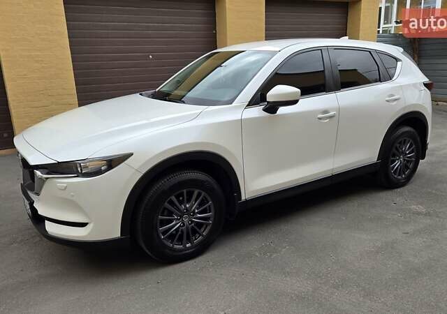 Білий Мазда СХ-5, об'ємом двигуна 2 л та пробігом 38 тис. км за 23850 $, фото 9 на Automoto.ua