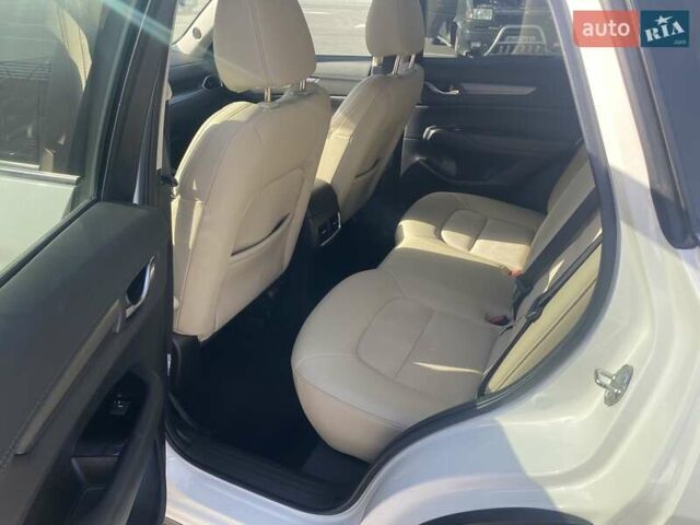 Білий Мазда СХ-5, об'ємом двигуна 2.49 л та пробігом 65 тис. км за 20500 $, фото 43 на Automoto.ua