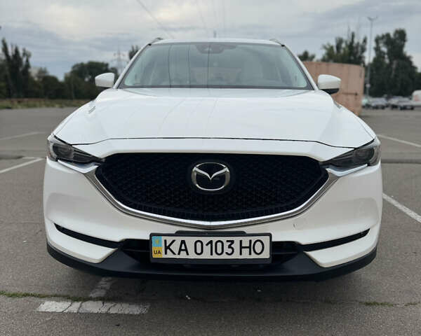Белый Мазда СХ-5, объемом двигателя 2.49 л и пробегом 98 тыс. км за 23400 $, фото 3 на Automoto.ua