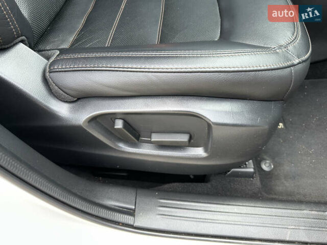 Белый Мазда СХ-5, объемом двигателя 2.5 л и пробегом 79 тыс. км за 21500 $, фото 18 на Automoto.ua