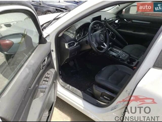 Белый Мазда СХ-5, объемом двигателя 2.49 л и пробегом 90 тыс. км за 14500 $, фото 22 на Automoto.ua