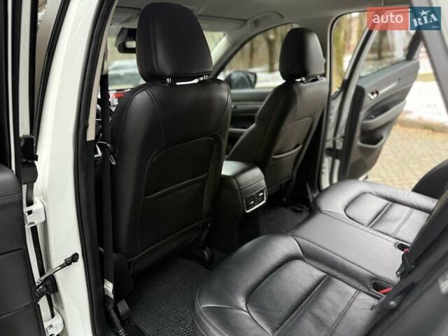 Білий Мазда СХ-5, об'ємом двигуна 2.49 л та пробігом 89 тис. км за 15800 $, фото 105 на Automoto.ua