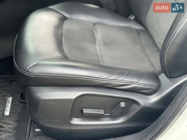 Білий Мазда СХ-5, об'ємом двигуна 2.5 л та пробігом 158 тис. км за 17700 $, фото 10 на Automoto.ua