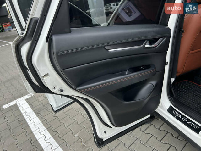Белый Мазда СХ-5, объемом двигателя 2.49 л и пробегом 140 тыс. км за 21900 $, фото 17 на Automoto.ua