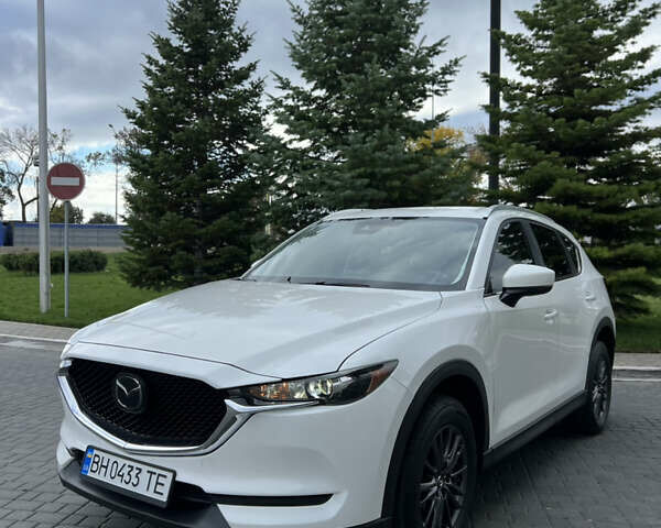 Белый Мазда СХ-5, объемом двигателя 2.5 л и пробегом 57 тыс. км за 18500 $, фото 1 на Automoto.ua