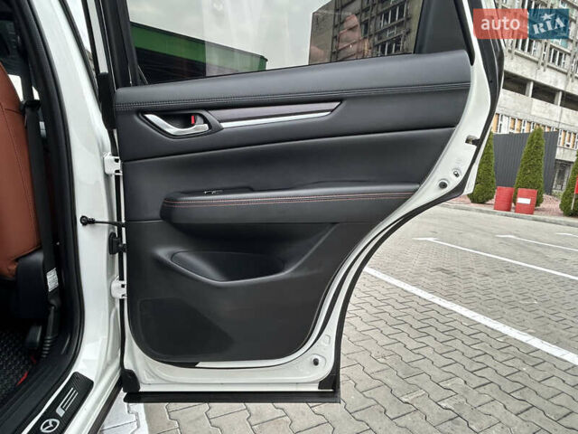 Белый Мазда СХ-5, объемом двигателя 2.49 л и пробегом 140 тыс. км за 21900 $, фото 19 на Automoto.ua