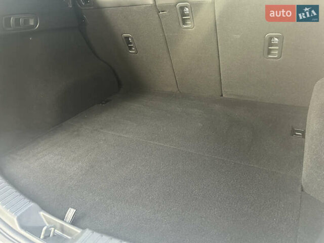 Мазда СХ-5 2019 в Днепре (Днепропетровске) на Automoto.ua Белый Мазда СХ-5, объемом двигателя 2.49 л и пробегом 53 тыс. км за 25000 $, фото 19 на Automoto.ua