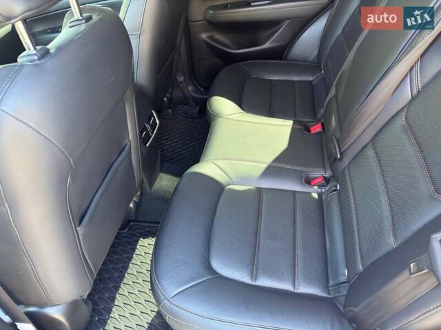 Білий Мазда СХ-5, об'ємом двигуна 2.49 л та пробігом 90 тис. км за 25000 $, фото 11 на Automoto.ua