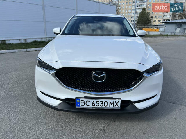 Белый Мазда СХ-5, объемом двигателя 2.49 л и пробегом 33 тыс. км за 22000 $, фото 5 на Automoto.ua