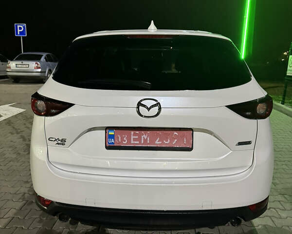 Белый Мазда СХ-5, объемом двигателя 2.49 л и пробегом 121 тыс. км за 19999 $, фото 10 на Automoto.ua