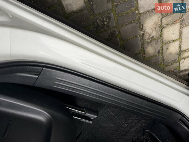 Белый Мазда СХ-5, объемом двигателя 2 л и пробегом 77 тыс. км за 23700 $, фото 29 на Automoto.ua