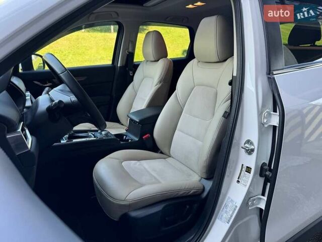 Белый Мазда СХ-5, объемом двигателя 2.49 л и пробегом 77 тыс. км за 21000 $, фото 9 на Automoto.ua
