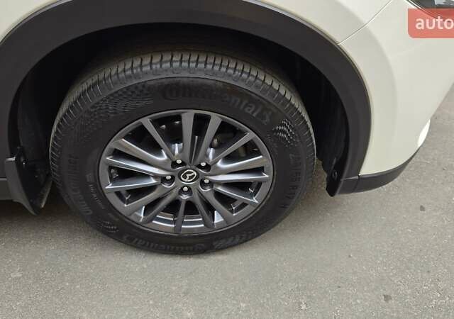 Білий Мазда СХ-5, об'ємом двигуна 2 л та пробігом 38 тис. км за 23850 $, фото 10 на Automoto.ua