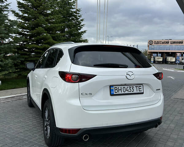 Белый Мазда СХ-5, объемом двигателя 2.5 л и пробегом 57 тыс. км за 18500 $, фото 10 на Automoto.ua