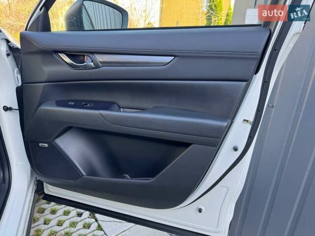 Мазда СХ-5 2019 у Львові на Automoto.ua Білий Мазда СХ-5, об'ємом двигуна 2.49 л та пробігом 120 тис. км за 18999 $, фото 40 на Automoto.ua