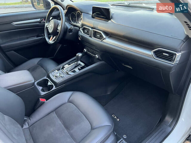 Белый Мазда СХ-5, объемом двигателя 2.5 л и пробегом 110 тыс. км за 19500 $, фото 12 на Automoto.ua