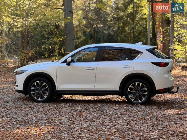 Белый Мазда СХ-5, объемом двигателя 2.49 л и пробегом 67 тыс. км за 19500 $, фото 1 на Automoto.ua