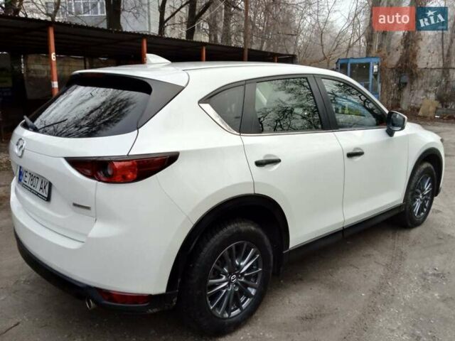 Белый Мазда СХ-5, объемом двигателя 2.5 л и пробегом 41 тыс. км за 20100 $, фото 4 на Automoto.ua