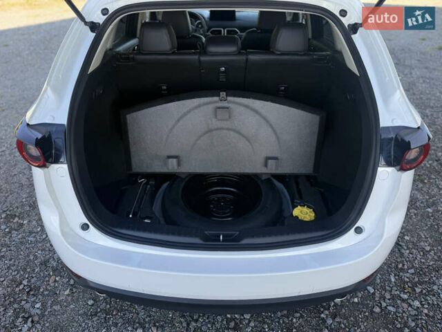 Белый Мазда СХ-5, объемом двигателя 2.5 л и пробегом 128 тыс. км за 20000 $, фото 19 на Automoto.ua