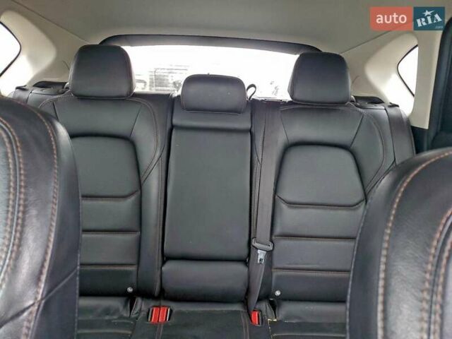 Белый Мазда СХ-5, объемом двигателя 2.49 л и пробегом 101 тыс. км за 5100 $, фото 9 на Automoto.ua