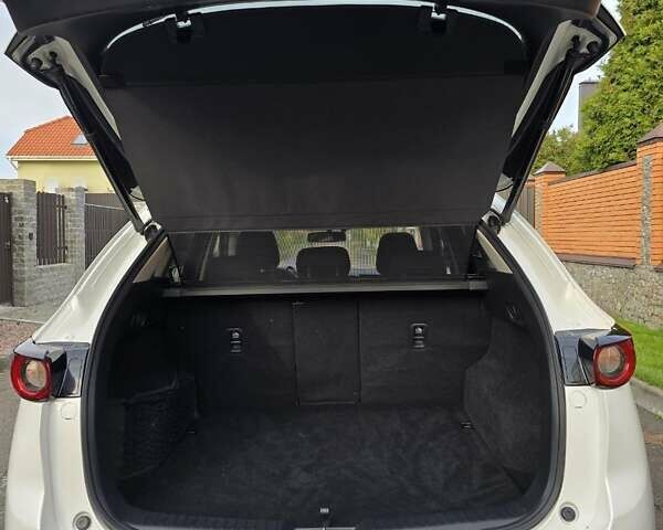 Белый Мазда СХ-5, объемом двигателя 2 л и пробегом 34 тыс. км за 25000 $, фото 15 на Automoto.ua