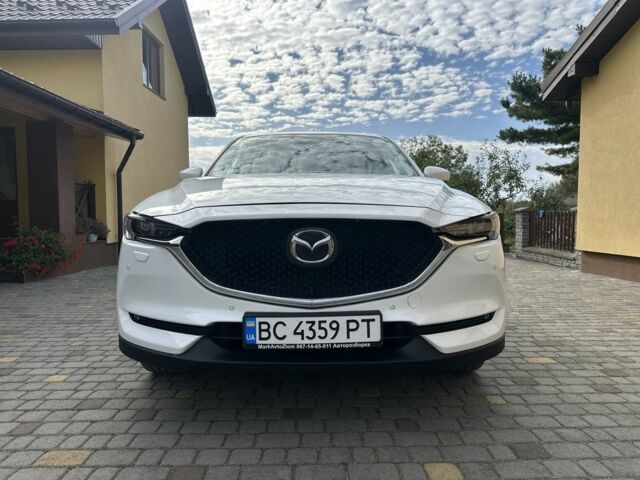 Белый Мазда СХ-5, объемом двигателя 2.5 л и пробегом 95 тыс. км за 21000 $, фото 2 на Automoto.ua