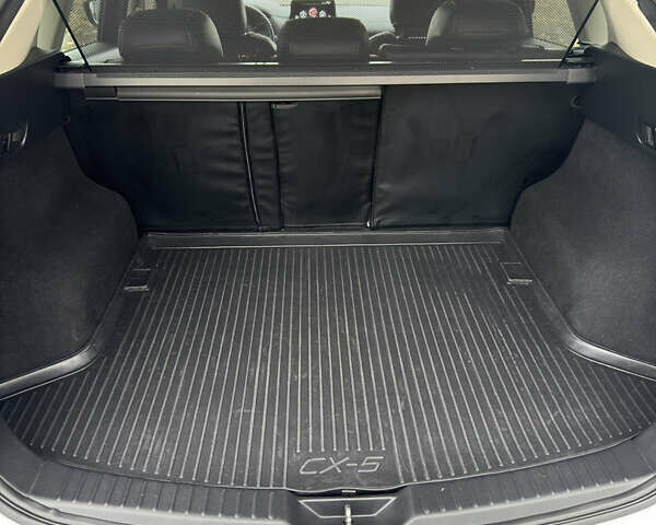 Белый Мазда СХ-5, объемом двигателя 2 л и пробегом 32 тыс. км за 29000 $, фото 18 на Automoto.ua