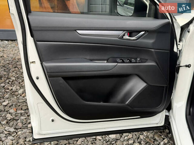 Білий Мазда СХ-5, об'ємом двигуна 2.5 л та пробігом 53 тис. км за 19999 $, фото 51 на Automoto.ua