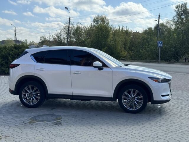 Белый Мазда СХ-5, объемом двигателя 2.5 л и пробегом 74 тыс. км за 24500 $, фото 2 на Automoto.ua