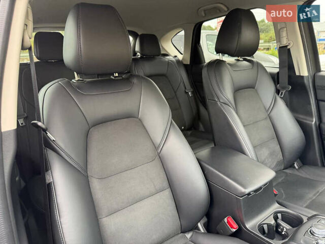 Білий Мазда СХ-5, об'ємом двигуна 2.5 л та пробігом 53 тис. км за 19999 $, фото 36 на Automoto.ua