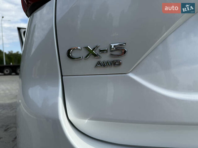 Белый Мазда СХ-5, объемом двигателя 2.49 л и пробегом 75 тыс. км за 24000 $, фото 12 на Automoto.ua