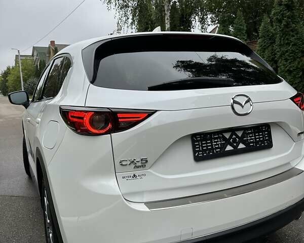 Білий Мазда СХ-5, об'ємом двигуна 2.49 л та пробігом 97 тис. км за 24000 $, фото 11 на Automoto.ua