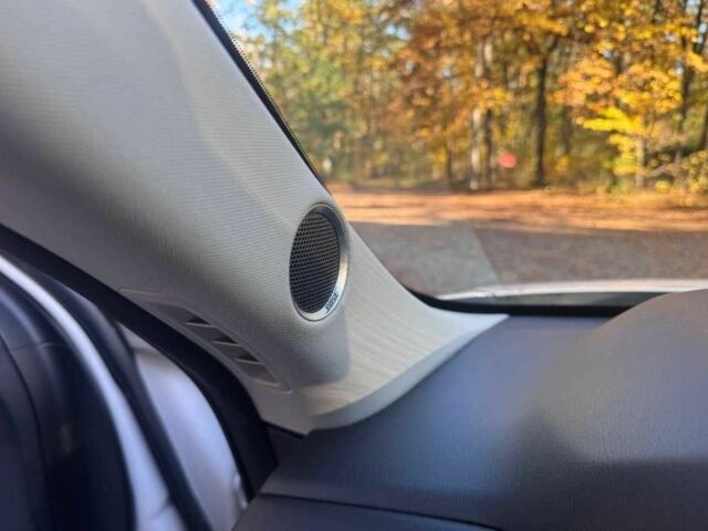 Білий Мазда СХ-5, об'ємом двигуна 2.5 л та пробігом 76 тис. км за 13000 $, фото 11 на Automoto.ua