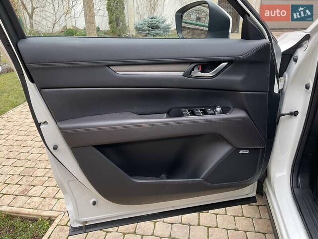 Белый Мазда СХ-5, объемом двигателя 2.49 л и пробегом 23 тыс. км за 29100 $, фото 30 на Automoto.ua