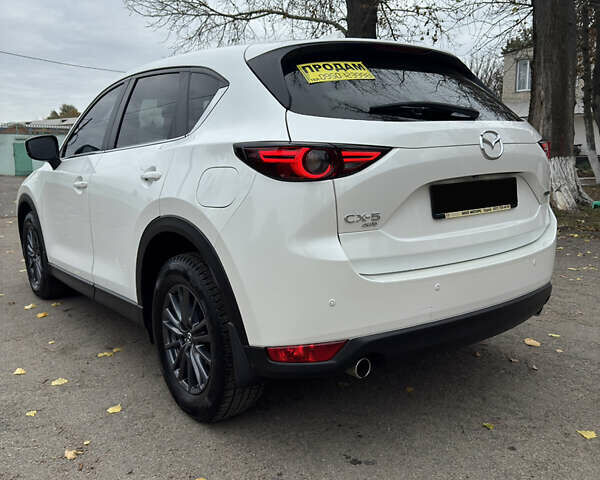 Белый Мазда СХ-5, объемом двигателя 2 л и пробегом 32 тыс. км за 29000 $, фото 3 на Automoto.ua