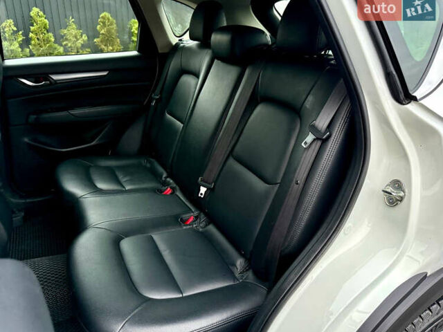 Белый Мазда СХ-5, объемом двигателя 2.5 л и пробегом 72 тыс. км за 18900 $, фото 27 на Automoto.ua