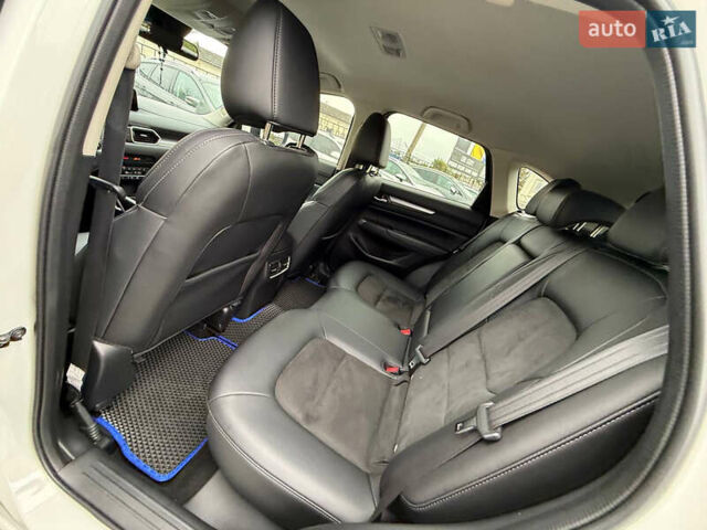 Білий Мазда СХ-5, об'ємом двигуна 2.5 л та пробігом 53 тис. км за 19999 $, фото 48 на Automoto.ua