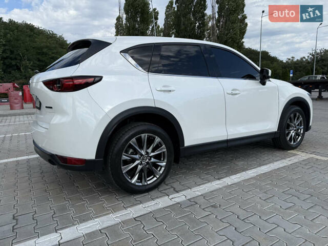 Білий Мазда СХ-5, об'ємом двигуна 2.49 л та пробігом 72 тис. км за 24500 $, фото 5 на Automoto.ua